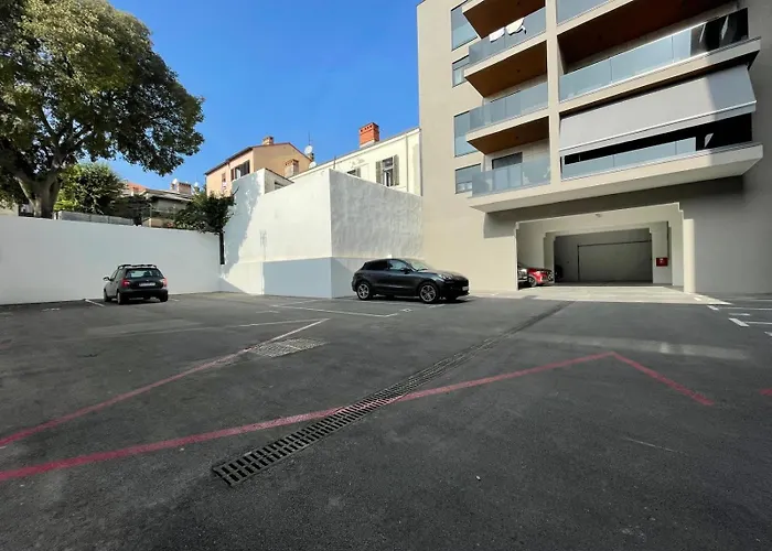 Apartment Domus Centrum With Free Parking Pula