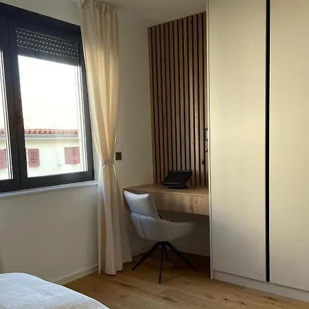Domus Centrum With Free Parking Apartment Pula